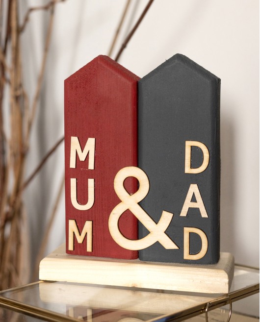 ΕΠΙΤΡΑΠΕΖΙΟ ΓΟΥΡΙ ΣΠΙΤΑΚΙΑ ΣΕΤ MUM & DAD Γούρια