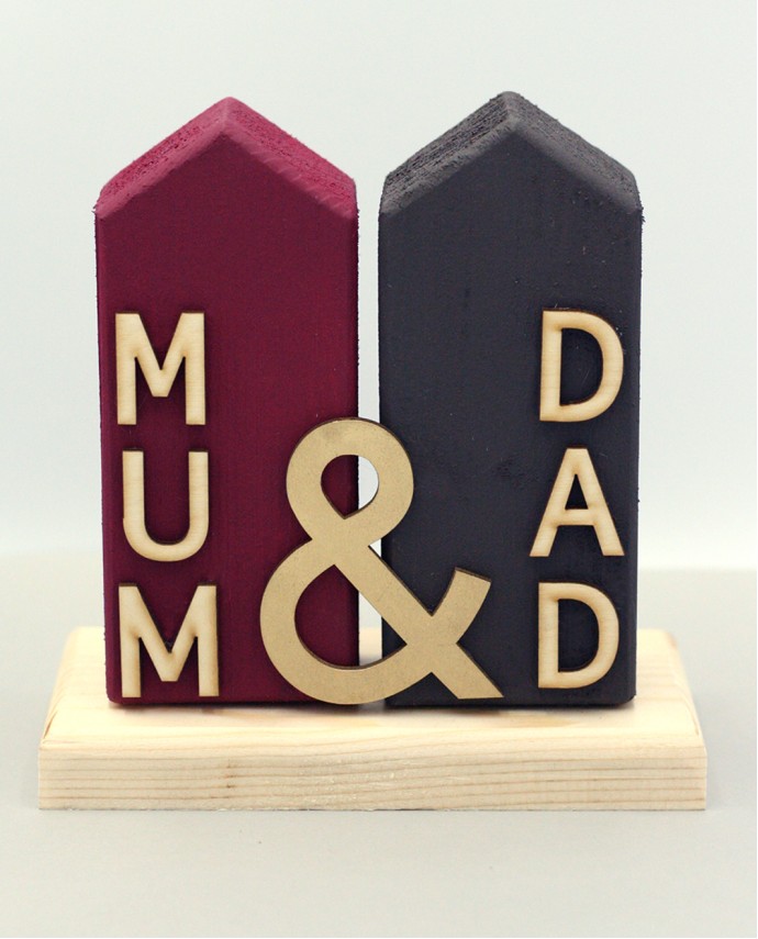 ΕΠΙΤΡΑΠΕΖΙΟ ΓΟΥΡΙ ΣΠΙΤΑΚΙΑ ΣΕΤ MUM & DAD Γούρια