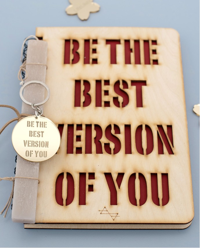 ΛΑΜΠΑΔΑ ΑΤΖΕΝΤΑ BE THE BEST VERSION OF YOU  Λαμπάδες