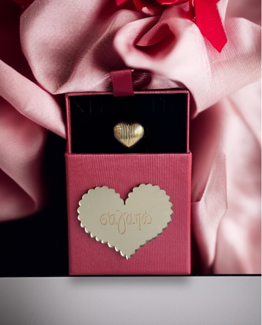 LOVE BOX ΜΕ ΔΑΧΤΥΛΙΔΙ HEART