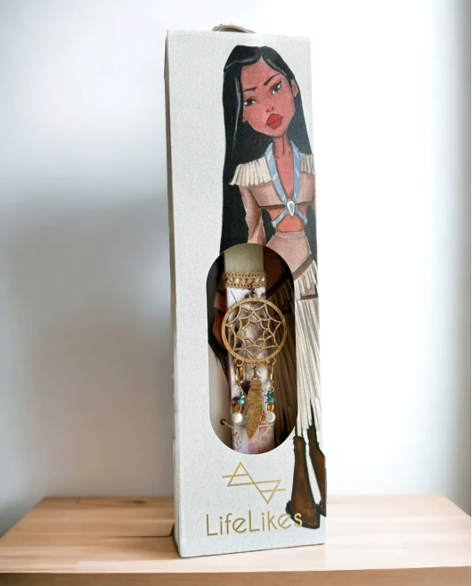 ΛΑΜΠΑΔΑ BOHO GIRL ΣΕ ΚΟΥΤΙ Λαμπάδες